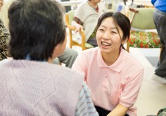 『女性にオススメ！デイサービスのお仕事』 イメージ