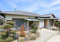 初任者・実務者研修修了者募集◎週3日～OK！日曜休み♪【浜松市浜北区】大手法人・デイサービス★介護職★パート イメージ