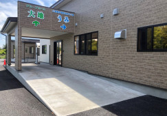 【白銀駅 徒歩7分】月給19.4万円～★賞与2.5ヶ月／小規模多機能ホームうみ／経験者募集／介護福祉士 イメージ