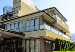 長野市松代町｜介護施設の看護師｜正社員｜年間休日120日・月給20万円以上・賞与最高4.3ヶ月分 イメージ