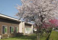 こもれびの舎｜野木町野木｜介護福祉士｜正社員｜月給24万円以上・賞与年3回3.5ヶ月分 イメージ