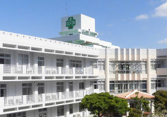 老人保健施設での介護職｜シフト時間の固定相談OK｜残業ほぼなし イメージ