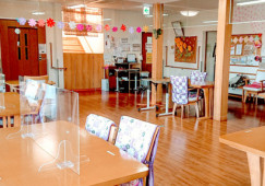 住宅型有料老人ホームうらら川原｜前橋市川原町｜夜勤専従介護職｜パート｜夜勤1回17,000円以上・週1回～OK！ イメージ