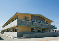 【長野市大豆島】時給1,061円以上も可/週4日～/愛ランドはるかぜ/介護職員 イメージ