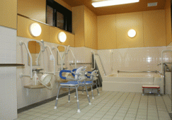 有料老人ホーム赤いりんご｜松本市梓川梓｜介護職｜パート｜夜勤なし・時給1,061円～・介福は時給1100円～ イメージ