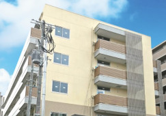 【一休江坂・サ高住】吹田市での介護職(正社員)｜月給23.8万円～ イメージ