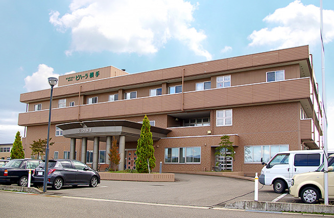 【横手市上境】月給19.6万円～★賞与2.8ヶ月／特別養護老人ホーム ビハーラ横手／経験者募集／介護職 イメージ