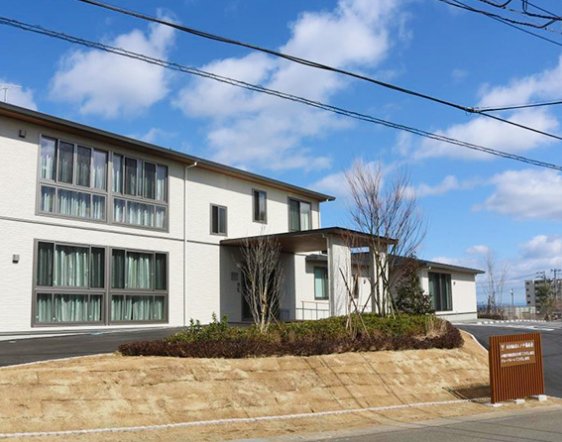 【富沢駅 車5分】月給25.7万円～★賞与2.0ヶ月／グループホームノテ国見／ブランクOK／介護福祉士 イメージ