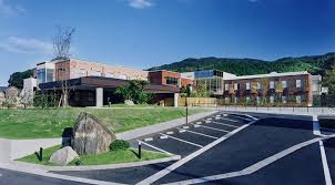 【北九州市小倉南区】月給259,000円～/賞与あり/介護付有料老人ホームでの介護職 イメージ