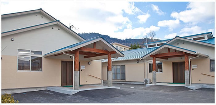 【由布市湯布院町】月給187,000円～/賞与あり/住宅型有料老人ホームでの介護職 イメージ