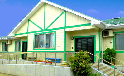 【富沢駅 車5分】月給22.0万円～★賞与2.0ヶ月／やすらぎホーム富田／経験不問／介護福祉士 イメージ