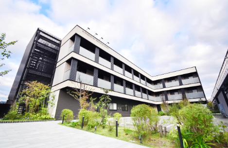 【池田市井口堂】月収24万円以上/未経験OK/賞与あり/福利厚生充実/介護職 イメージ