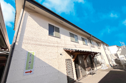 【仙台市若林区】月給22.5万円～★賞与2.0ヶ月／ライブラリひなたぼっこ／経験不問／介護職員 イメージ